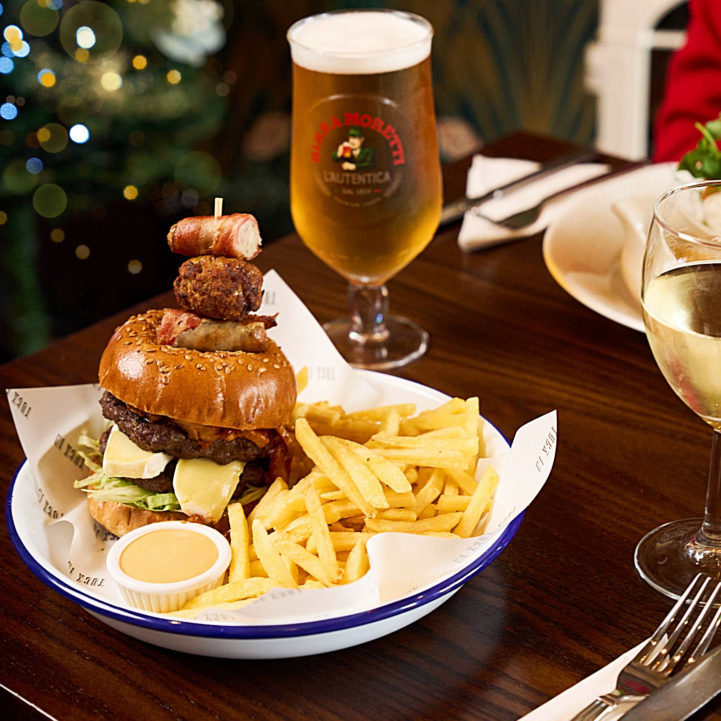 Festive Lunch & Dinner at The Jolly Crofters in Horwich